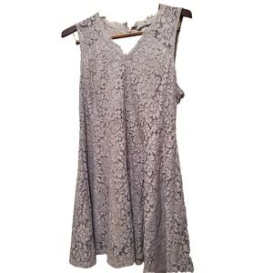 H&M sleeveless lace, knee-length, light pink cocktail dress size L.